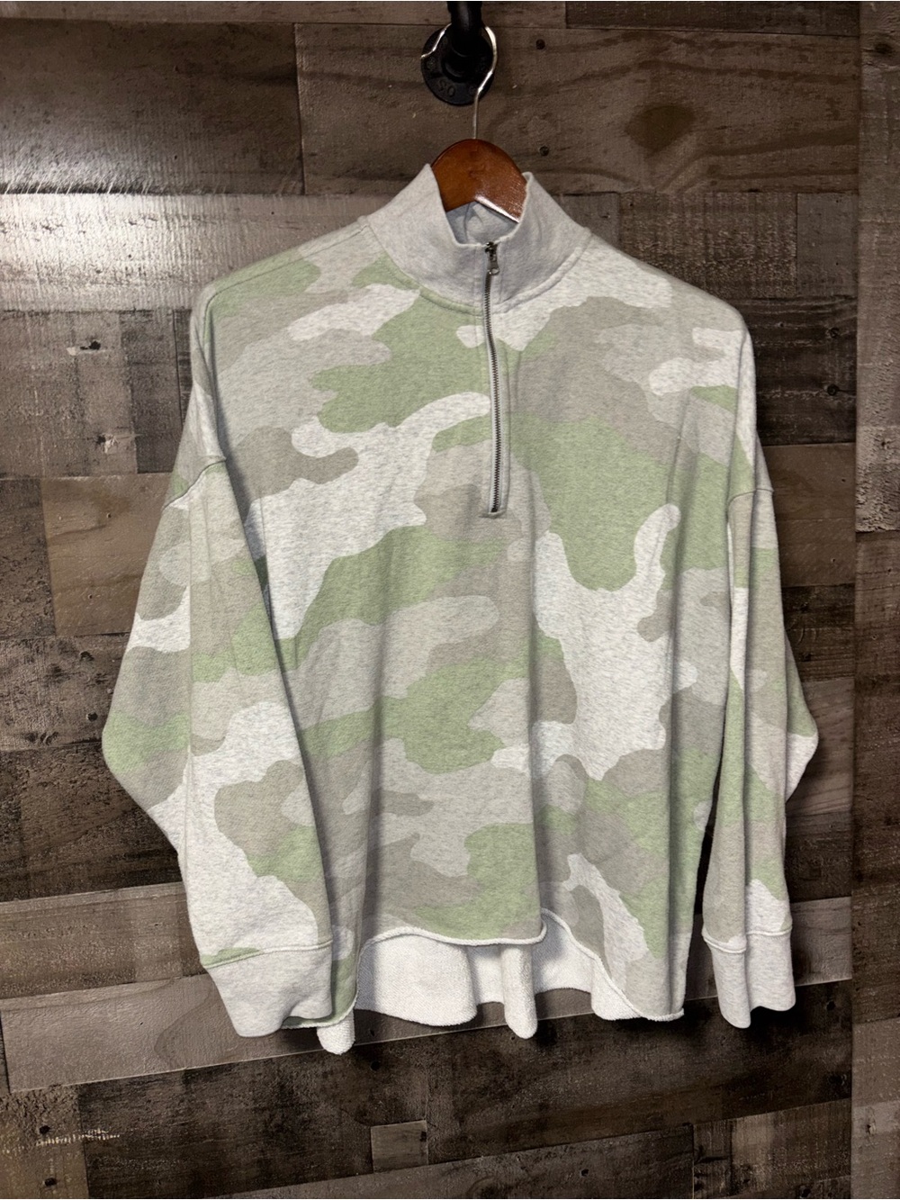 aerie Oversized Camouflage Quarter-Zip Pullover - Sage & Gray Raw Edge hem. L